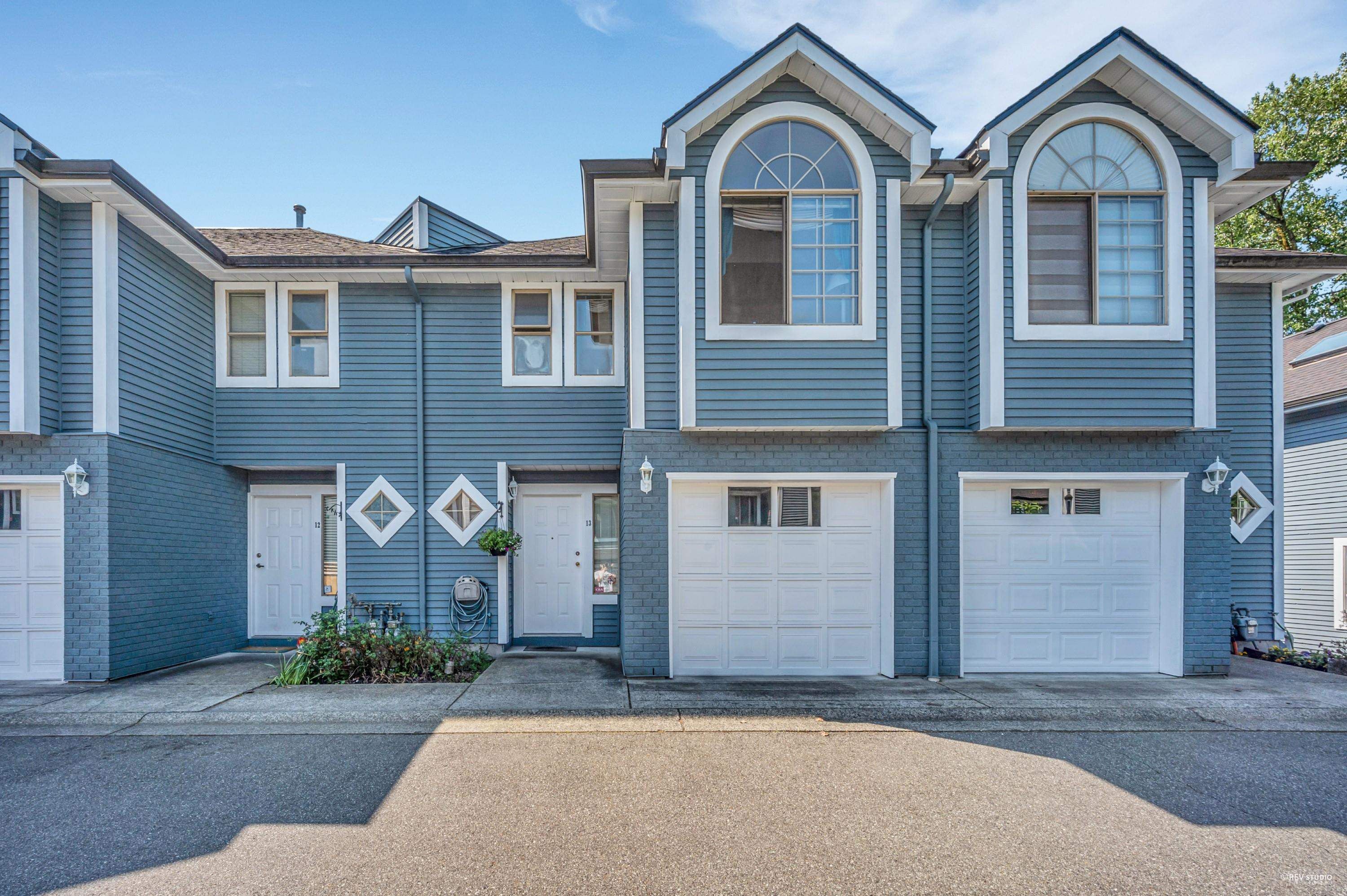 Main Photo: 13 2801 ELLERSLIE Avenue in Burnaby: Montecito Townhouse for sale in "Coventry Gardens" (Burnaby North)  : MLS®# R2780429