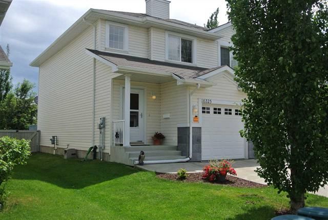 Main Photo: 16325 55A ST NW in Edmonton: Zone 03 House Half Duplex for sale : MLS®# E4068994