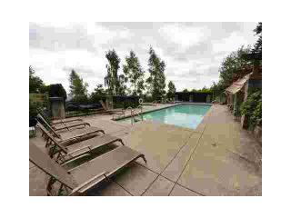 Photo 8: 109 1438 PARKWAY Boulevard in Coquitlam: Westwood Plateau Condo for sale in "MONTREUX" : MLS®# V910536