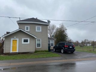 Photo 2: 25 Willow Street in Amherst: 101-Amherst,Brookdale,Warren Multi-Family for sale (Northern Region)  : MLS®# 202111054
