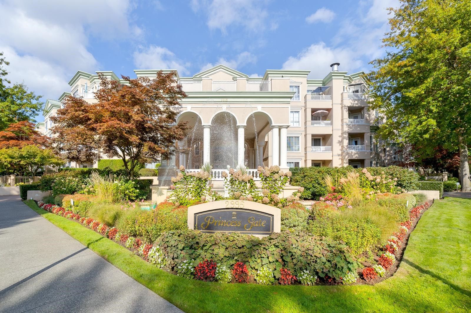 Main Photo: 315 2995 PRINCESS Crescent in Coquitlam: Canyon Springs Condo for sale in "PRINCESS GATE" : MLS®# R2621080