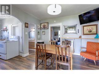 Photo 10: 878 Cadder Avenue in Kelowna: House for sale : MLS®# 10310950