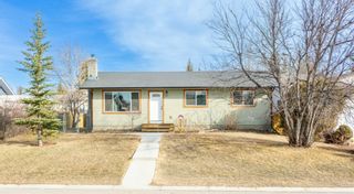 Photo 1: 1406 McAlpine Street: Carstairs Detached for sale : MLS®# A1199102