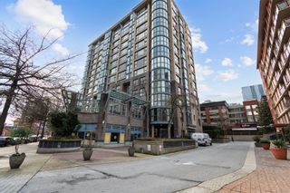 Main Photo: 204 238 ALVIN NAROD Mews in Vancouver: Yaletown Condo for sale in "PACIFIC PLAZA" (Vancouver West)  : MLS®# R2859325