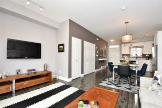 Photo 4: 209 2273 TRIUMPH Street in Vancouver: Hastings Townhouse for sale in "Triumph" (Vancouver East)  : MLS®# R2412487