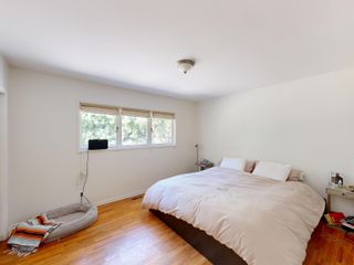 Photo 21: 74 DESSWOOD Place in West Vancouver: Glenmore House for sale : MLS®# R2861598