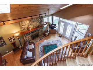 Photo 6: 948 Page Ave in VICTORIA: La Glen Lake House for sale (Langford)  : MLS®# 696682