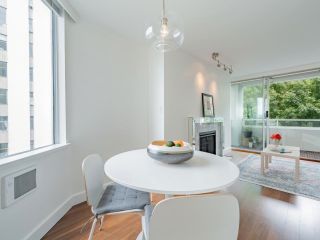 Photo 10: 504 1436 HARWOOD Street in Vancouver: West End VW Condo for sale (Vancouver West)  : MLS®# R2706710