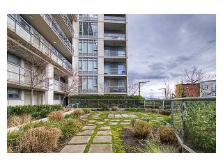 Photo 9: 210 2055 YUKON Street in Vancouver: False Creek Condo for sale in "MONTREUX" (Vancouver West)  : MLS®# V937157