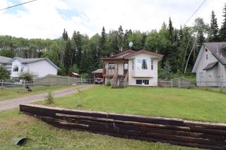 Photo 2: 1317 PINE Street: Telkwa House for sale (Smithers And Area (Zone 54))  : MLS®# R2487701