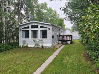Photo 1: 30 Paradise Drive in Ste Anne: House for sale : MLS®# 202314522