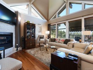Photo 2: 114 1244 Muirfield Pl in Langford: La Bear Mountain Row/Townhouse for sale : MLS®# 850341