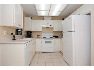 Photo 15: 215 19835 64TH Avenue in Langley: Willoughby Heights Condo for sale in "Willowbrook Gate" : MLS®# F1429929