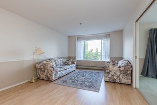 Photo 9: 220 33535 KING Road in Abbotsford: Poplar Condo for sale in "Central Heights Manor" : MLS®# R2857491