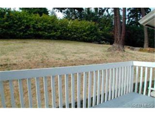 Photo 9: 940 Royal Oak Dr in VICTORIA: SE Broadmead House for sale (Saanich East)  : MLS®# 291192