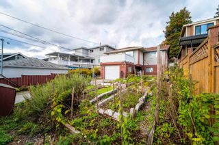 Photo 10: 1666 E 58TH Avenue in Vancouver: Fraserview VE House for sale (Vancouver East)  : MLS®# R2830219