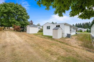 Photo 5: 12 4714 Muir Rd in Courtenay: CV Courtenay City Manufactured Home for sale (Comox Valley)  : MLS®# 885119