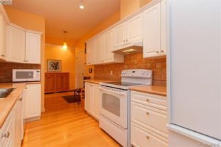 Photo 5: 14 3281 Maplewood Rd in VICTORIA: SE Cedar Hill Row/Townhouse for sale (Saanich East)  : MLS®# 806728