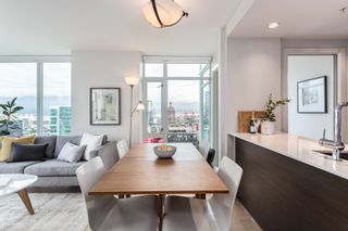 Photo 2: 2210 161 W GEORGIA Street in Vancouver: Downtown VW Condo for sale (Vancouver West)  : MLS®# R2618014