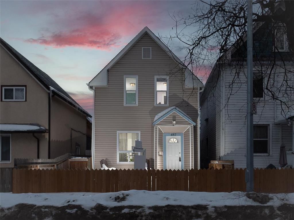 Main Photo: 487 Langside Street in Winnipeg: Residential for sale (5A)  : MLS®# 202304382