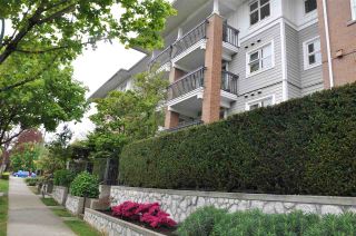 Photo 1: 312 995 W 59TH Avenue in Vancouver: South Cambie Condo for sale in "CHURCHILL GARDEN" (Vancouver West)  : MLS®# R2571588