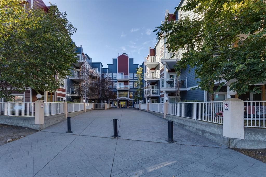 Main Photo: 149 333 Riverfront Avenue SE in Calgary: Downtown East Village Apartment for sale : MLS®# A2004139