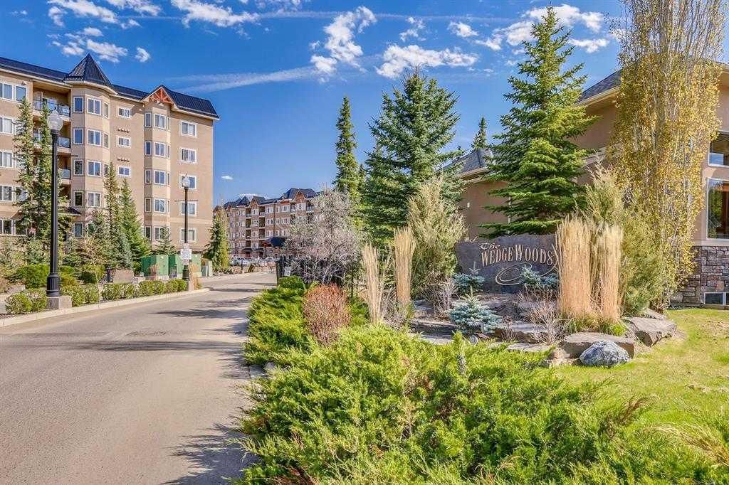 Main Photo: 515 20 Discovery Ridge Close SW in Calgary: Discovery Ridge Apartment for sale : MLS®# A2062497