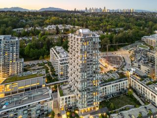 Main Photo: 2203 3538 SAWMILL Crescent in Vancouver: South Marine Condo for sale in "AVALON PARK 3" (Vancouver East)  : MLS®# R2881310
