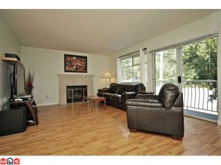 Photo 2: 11310 Surrey Road in Surrey: House for sale : MLS®# F1224105