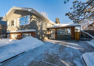 Photo 1: 5908 Lakeview Drive SW in Calgary: Lakeview Detached for sale : MLS®# A1169012