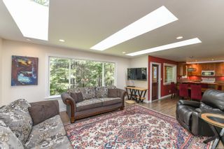 Photo 11: 737 Sand Pines Dr in Comox: CV Comox Peninsula House for sale (Comox Valley)  : MLS®# 873469