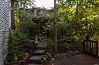Photo 33: 986 Fir Tree Glen in Saanich: SE Broadmead House for sale (Saanich East)  : MLS®# 881671