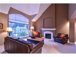 Photo 3: 2 LAUREL PL in Port Moody: Heritage Mountain House for sale : MLS®# V1104349