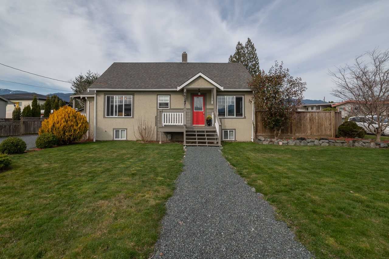Main Photo: 46347 PORTAGE Avenue in Chilliwack: Chilliwack N Yale-Well House for sale : MLS®# R2551321