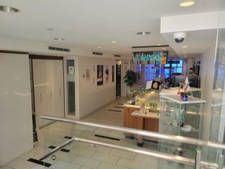 Photo 2: 2179 W 4TH Avenue in Vancouver: Kitsilano Business for sale (Vancouver West)  : MLS®# C8058734