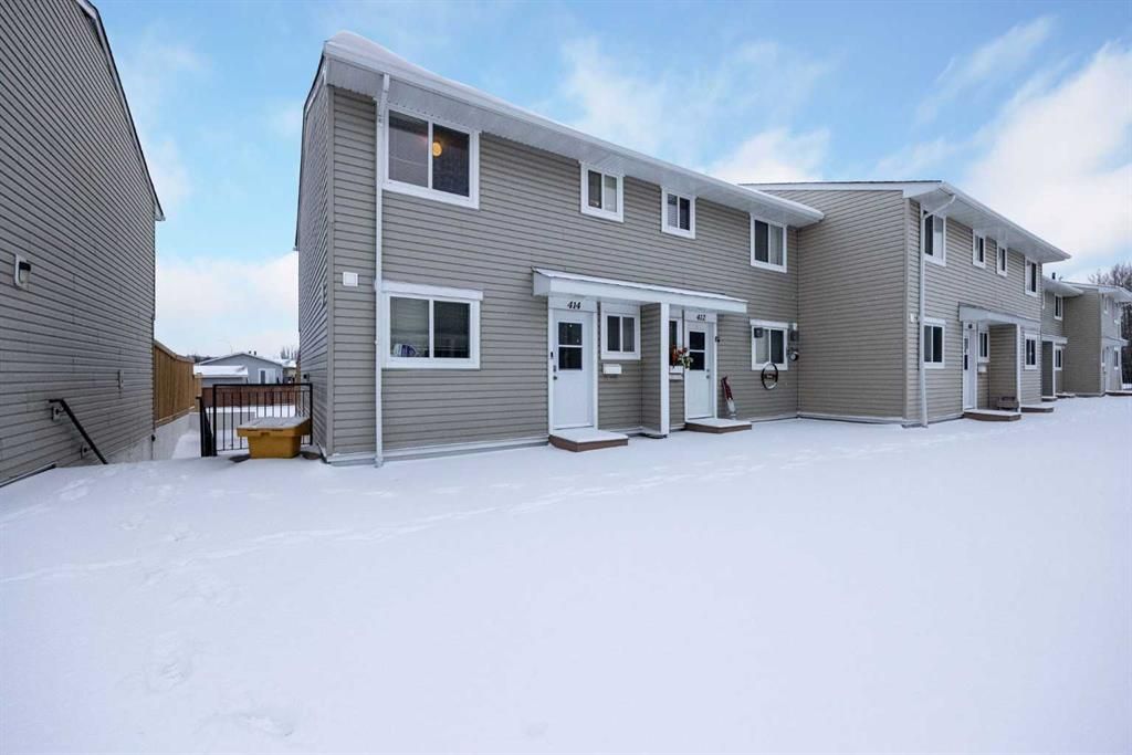 Main Photo: 414 600 Signal Road: Fort McMurray Row/Townhouse for sale : MLS®# A2098653