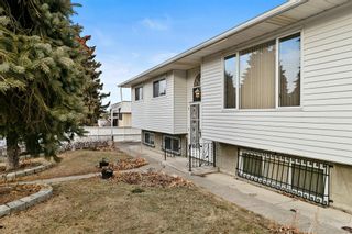 Photo 1: 7740 Hunterquay Road NW in Calgary: Huntington Hills Detached for sale : MLS®# A2021746