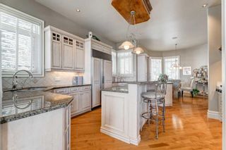 Photo 17: 10 Slopeview Drive SW in Calgary: Springbank Hill Detached for sale : MLS®# A2130653