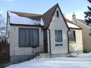 Photo 2: 875 Arlington Street in Winnipeg: West End Residential for sale (5A)  : MLS®# 202100702