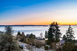 Main Photo: 704 2187 BELLEVUE Avenue in West Vancouver: Dundarave Condo for sale in "Surfside Towers" : MLS®# R2891616