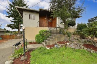 Photo 25: 2536 ASQUITH St in Victoria: Vi Oaklands House for sale : MLS®# 883783