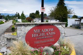 Photo 32: 46 11926 POPLAR Drive in Pitt Meadows: Central Meadows Manufactured Home for sale in "Meadow Highland MHP" : MLS®# R2489727