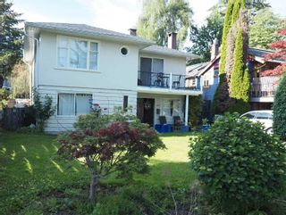 Photo 1: 412 E 11TH Street in North Vancouver: Central Lonsdale House for sale : MLS®# R2707410