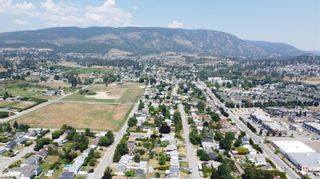 Photo 2: 2436 Apollo Road in West Kelowna: House for sale : MLS®# 10275409