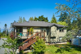 Photo 11: 6620 W Island Hwy in Bowser: PQ Bowser/Deep Bay House for sale (Parksville/Qualicum)  : MLS®# 910892