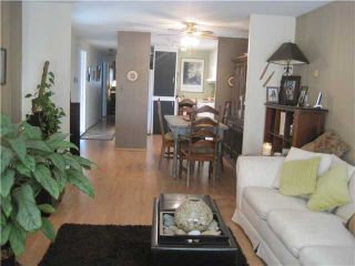 Photo 5: 101 201 CAYER Street in Coquitlam: Maillardville Manufactured Home for sale in "WILDWOOD PARK" : MLS®# V1006135