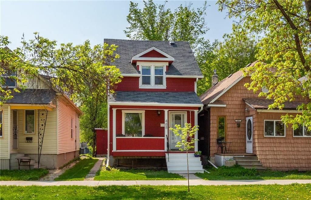 Main Photo: 488 Kylemore Avenue in Winnipeg: Lord Roberts Residential for sale (1Aw)  : MLS®# 202314815