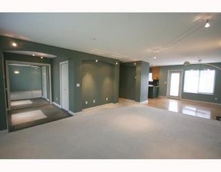 Photo 2: 1170 41ST Ave in Vancouver East: Home for sale : MLS®# V708669
