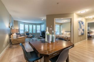 Photo 2: 104 2288 W 12TH Avenue in Vancouver: Kitsilano Condo for sale in "CONNAUGHT POINT" (Vancouver West)  : MLS®# R2179186