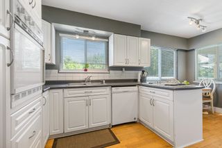 Photo 12: 21764 HOWISON Avenue in Maple Ridge: West Central House for sale : MLS®# R2807068